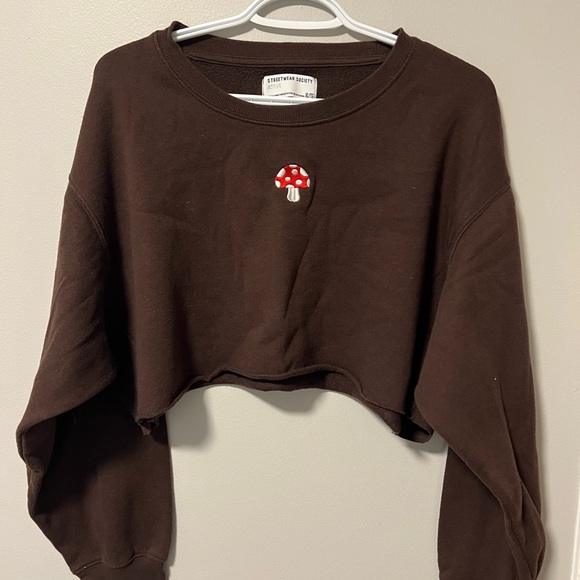 Streetwear Society Tops - Brown Crop Top with Mushroom Design